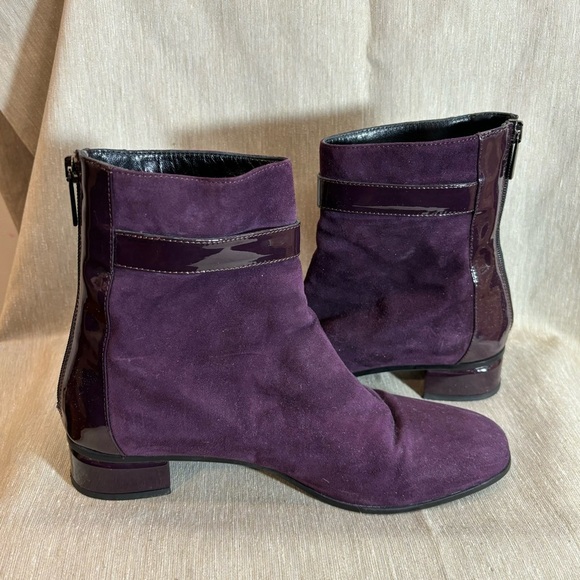 AQUATALIA Sz 9.5 Luanna Purple Suede Patent Leather Made in Italy Ankle Booties - Picture 3 of 10